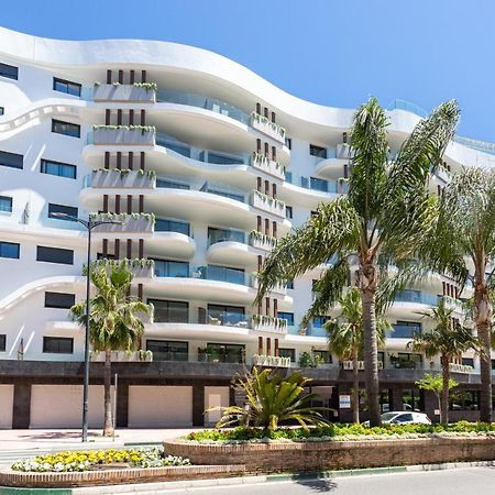 Blue Infinity Luxury Apartment By Ghr Rentals Естепона Екстериор снимка