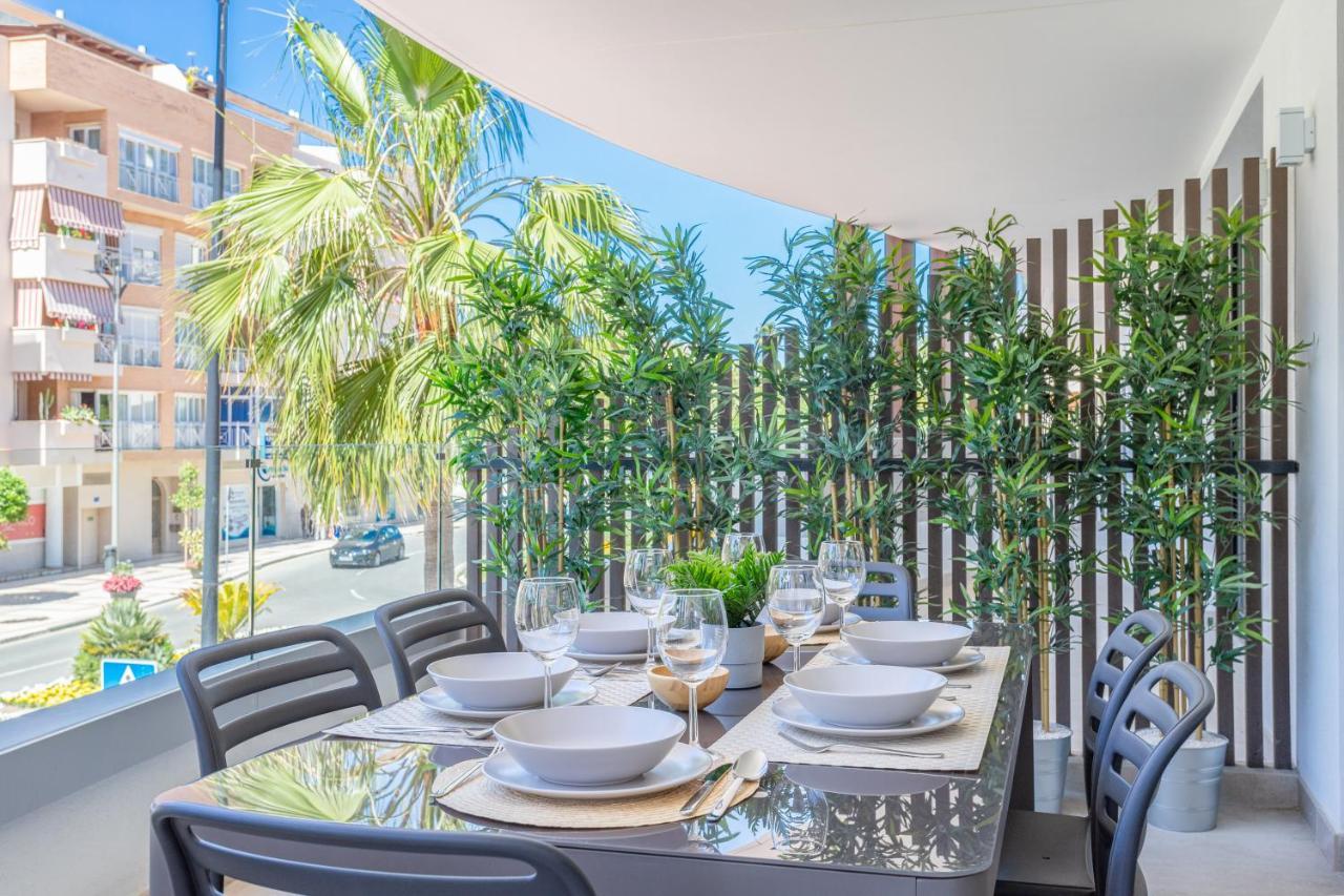Blue Infinity Luxury Apartment By Ghr Rentals Естепона Екстериор снимка