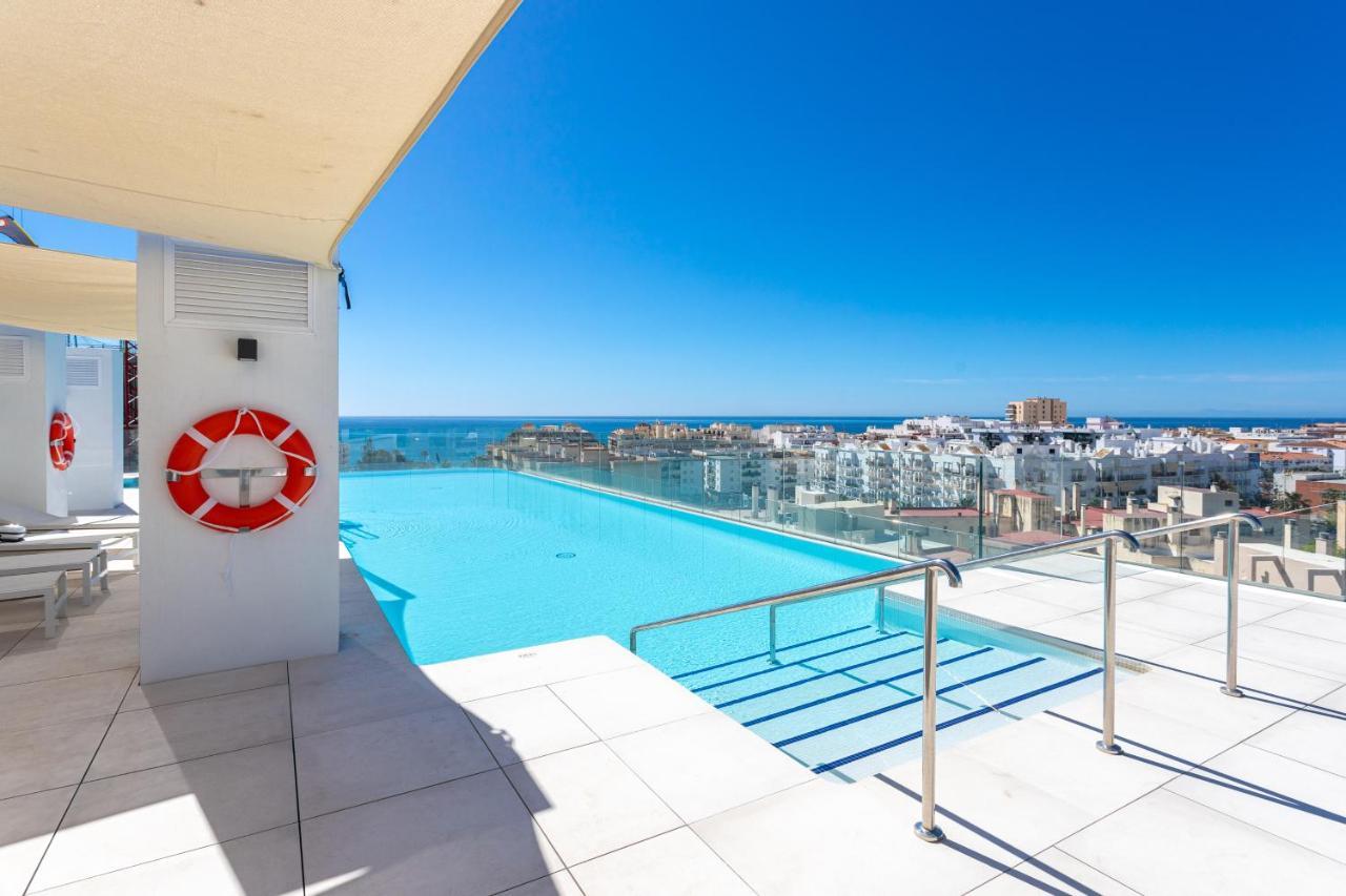 Blue Infinity Luxury Apartment By Ghr Rentals Естепона Екстериор снимка